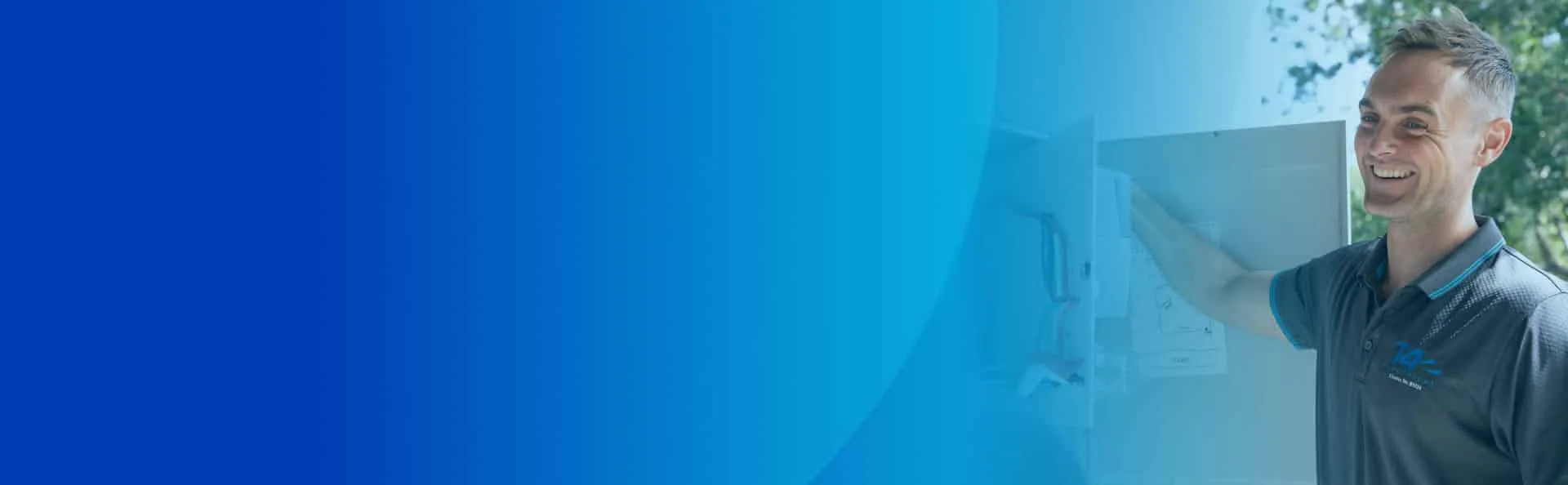 Family Electrician Runaway Bay, licensed electricians serving Runaway Bay
